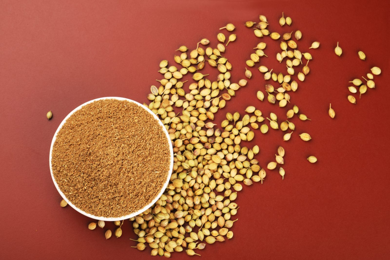 Coriander seeds and powder - Eagle and Scooter grade coriander exported by Orifields International India